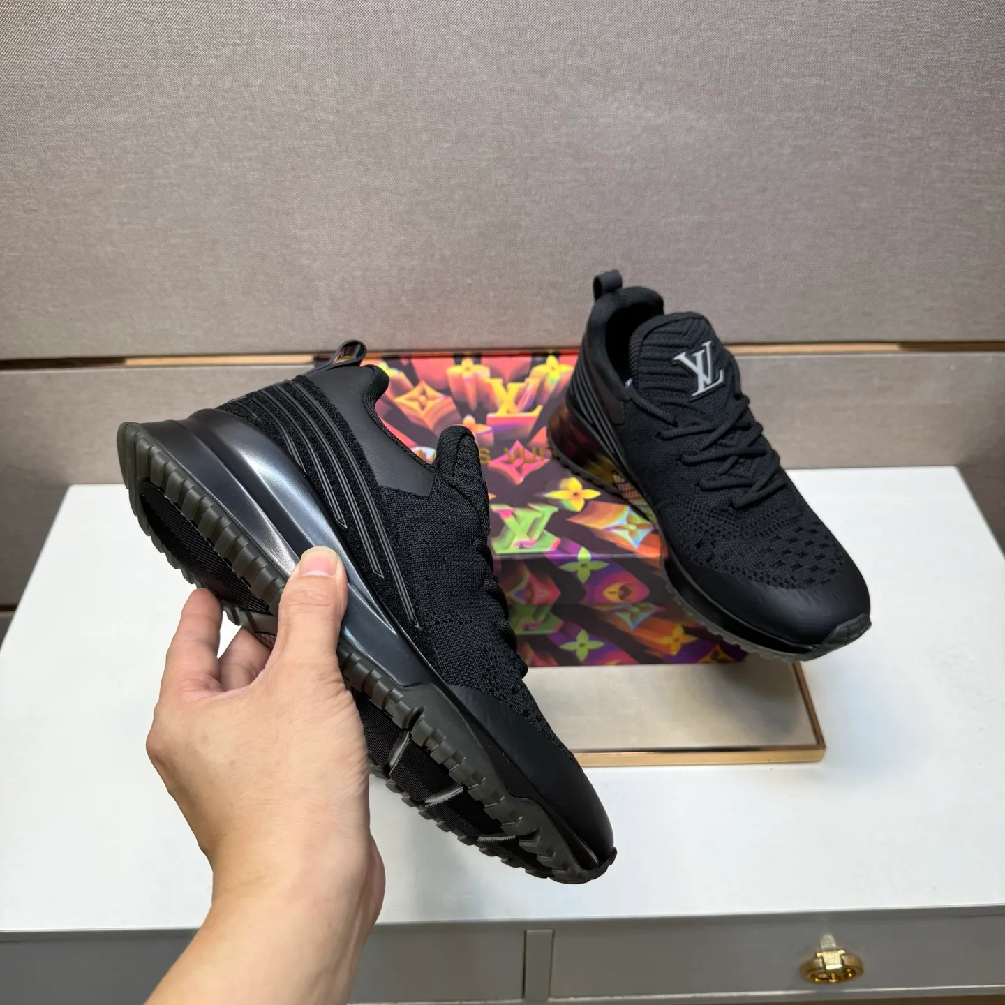 ⬛️Men's shoes 💰p480 [LV～] Men's casual shoes 2025z cabinet sales simultaneously 🔶Size: 38-44 #️⃣ 🔷4 colors🔜The upper is made of multi-material splicing➕Mesh lining, comfortable and breathable, sole: original comfortable and wear-resistant outsole, ⚠️real thing📱photographed🎬real thing is better📢📢📢
